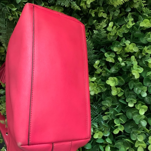 Pre-owned✨ Coach Legacy Leather Duffle Coral Pink - Picture 5 of 8